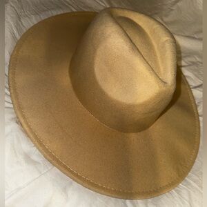 Women’s Wide Brim Hat